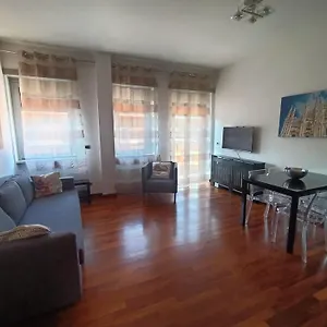 Апартаменты Style Homes Brera San Marco 29, Милан