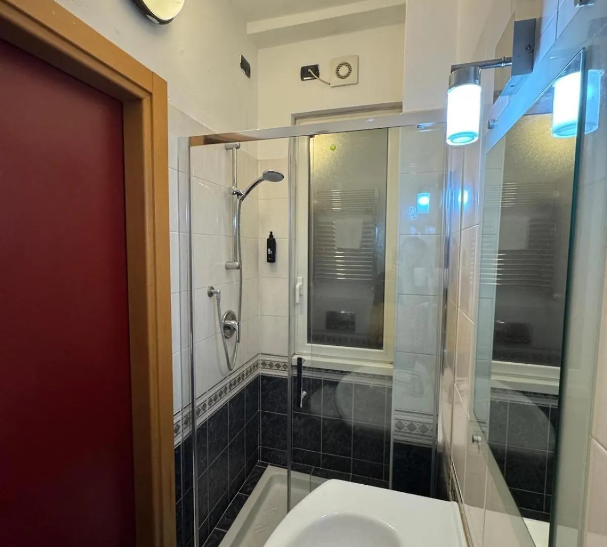 **  Hotel Parma Mailand Italien