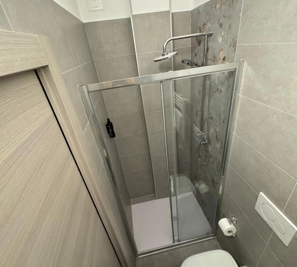 Hotel Parma Milan 2*,
